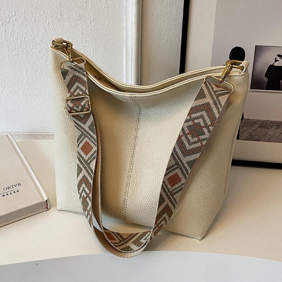 Luxe Beige Vegan Leather Guitar Strap Hobo Crossbody Bag - Picture 5 of 6